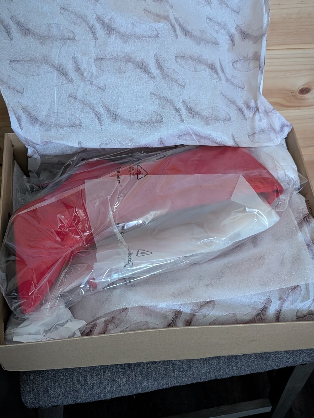 Jessica Simpson Over-the-Knee Red Suede Stiletto Boot *9.5 *NIB - Picture 2 of 3